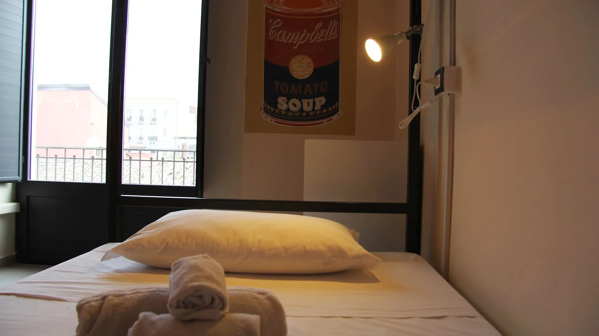 Urban Pop 2 BnB Catania-Fontanarossai nemzetközi repülőtér Olaszország