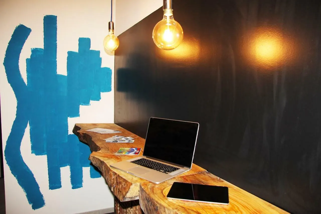 Bed & Breakfast Urban Pop 2 Bnb Aeroporto di Catania Fontana Rossa